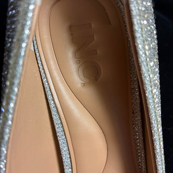 INC Sz 9.5 Pointy Silver Sparkle Glittering High Heels Wedding Party Shoes Glam - Picture 5 of 9